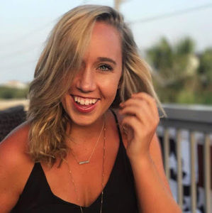 Meet your Posher, Jillian